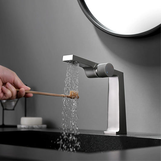Aitana Elegance – Luxury Single Handle Bathroom Faucet with Premium Brass Design